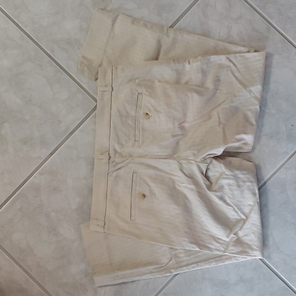 Banana Republic Avalon capri pants - Picture 2 of 7